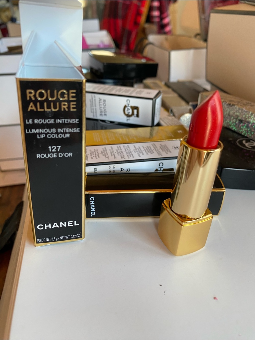 CHANEL Rouge Allure Luminous Intense Lip Colour — 127 Rouge D'Or Red